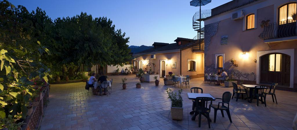 Agriturismo Terrenia Villa Trappitello Bagian luar foto