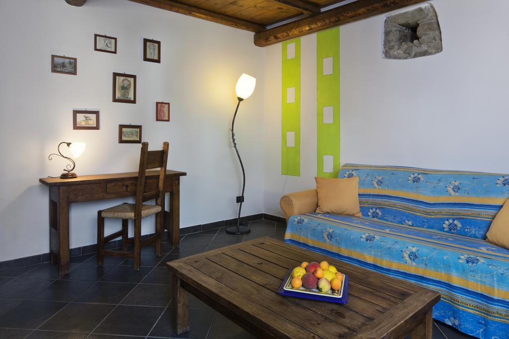 Agriturismo Terrenia Villa Trappitello Bagian luar foto