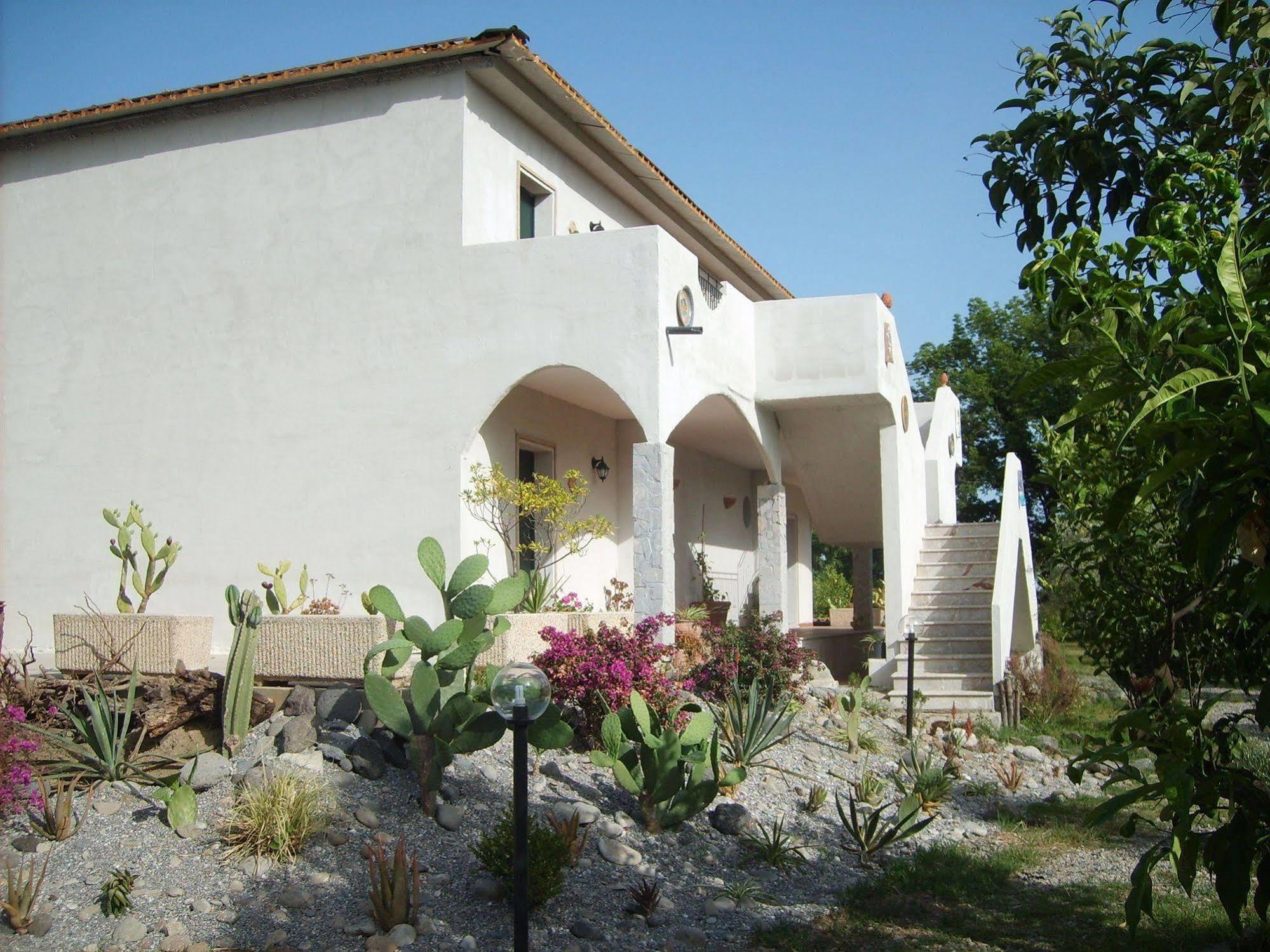 Agriturismo Terrenia Villa Trappitello Bagian luar foto