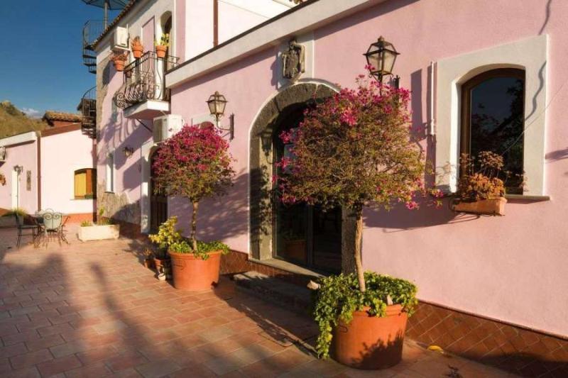 Agriturismo Terrenia Villa Trappitello Bagian luar foto